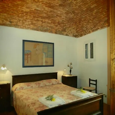 Casa Canonica Lejlighed Vasia